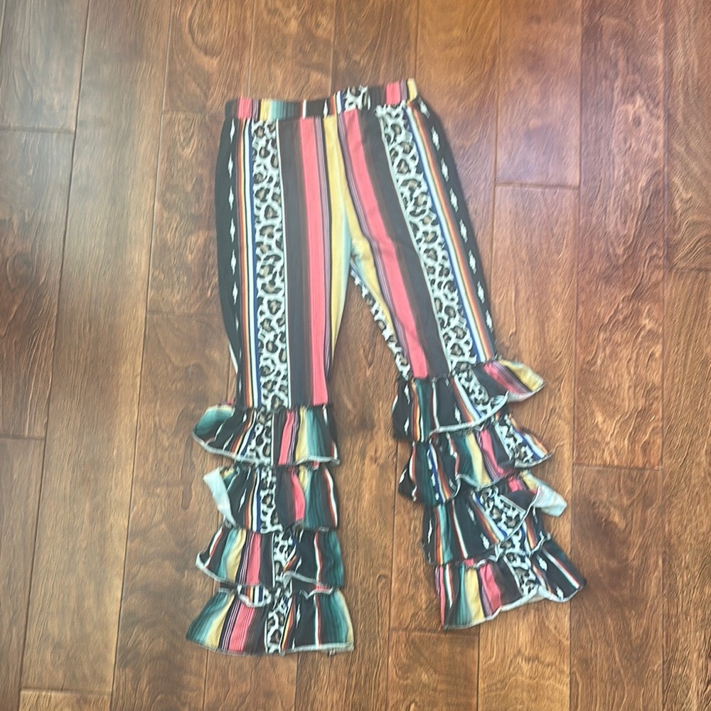 Colorful flare Ruffled pants